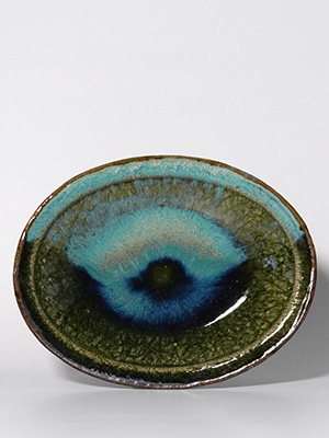 ������s����̐D�����փI�[�o���EM