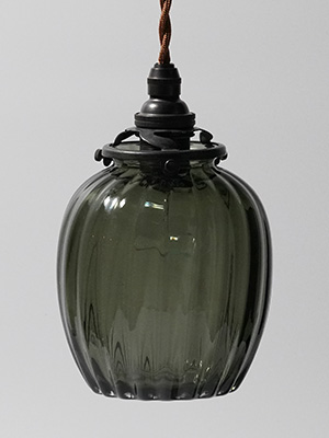 �c�䏫������̒M�^�y���_���g���C�g�E���F