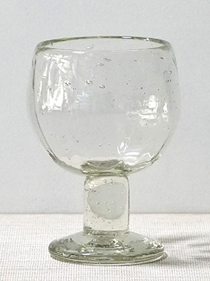 �R�c�ޏ��q����̒Z�r�O���X